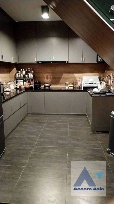  1  4 br Townhouse For Rent in Sathorn ,Bangkok BTS Saint Louis AA33272