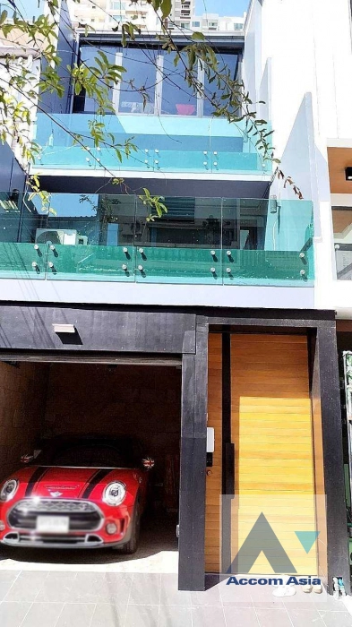  2  4 br Townhouse For Rent in Sathorn ,Bangkok BTS Saint Louis AA33272