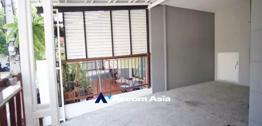 8  3 br House For Rent in Pattanakarn ,Bangkok  at Pruksa Ville 73 Patthanakan AA33280