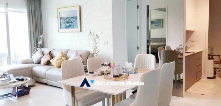 unit 2 Bedrooms  Condominium For Sale in Ploenchit, Bangkok  near BTS Ratchadamri - MRT Silom (AA33283)