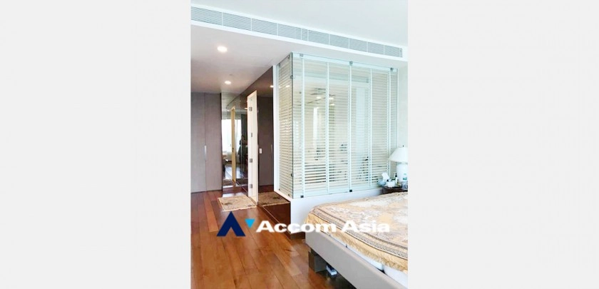 9  2 br Condominium For Sale in Ploenchit ,Bangkok BTS Ratchadamri - MRT Silom at 185 Rajadamri AA33283