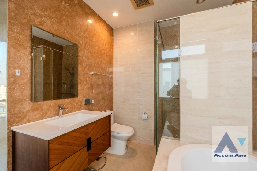 13  3 br Condominium For Rent in Sukhumvit ,Bangkok BTS Phrom Phong at The Madison AA33284