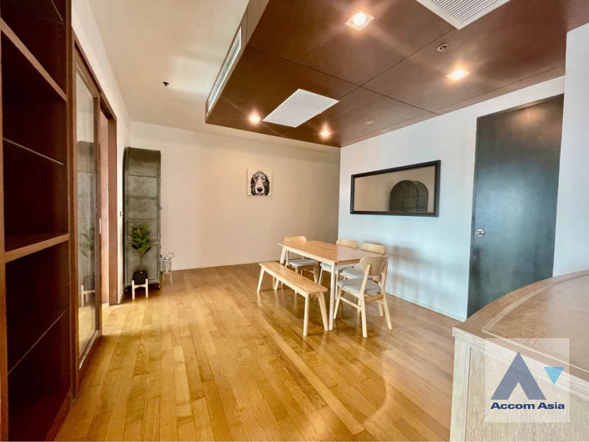 unitPet friendly |  3 Bedrooms  Condominium For Rent in Sukhumvit, Bangkok  near BTS Phrom Phong (AA33284)