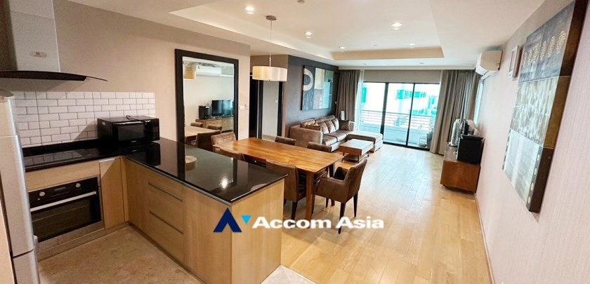unit 2 Bedrooms  Condominium For Rent & Sale in Sathorn, Bangkok  near BTS Sala Daeng - MRT Lumphini (AA33292)