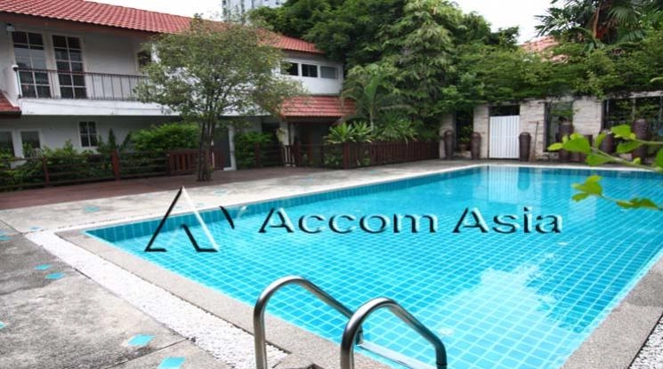  2  4 br House For Rent in Sukhumvit ,Bangkok BTS Thong Lo 64748