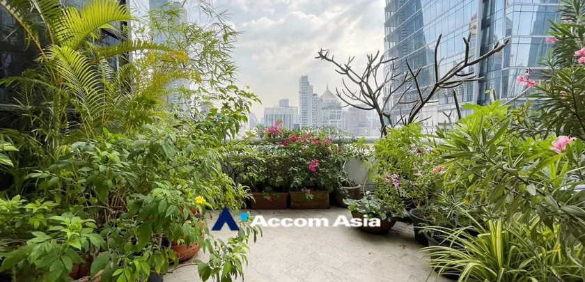 13  3 br Condominium For Sale in Ploenchit ,Bangkok BTS Chitlom at Somkid Gardens AA33297