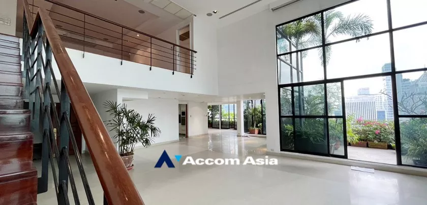 Huge Terrace, Duplex Condo, Penthouse |  3 Bedrooms  Condominium For Sale in Ploenchit, Bangkok  near BTS Chitlom (AA33297)