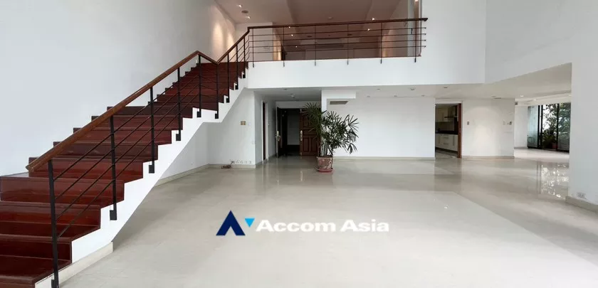  1  3 br Condominium For Sale in Ploenchit ,Bangkok BTS Chitlom at Somkid Gardens AA33297