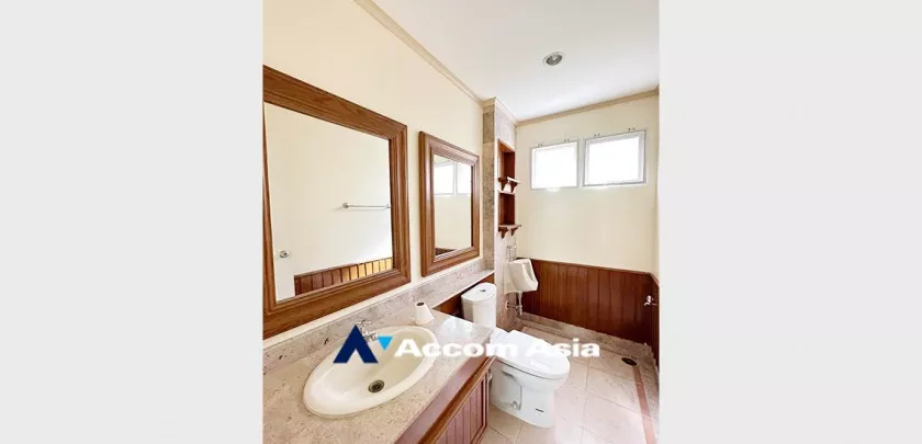 18  3 br House for rent and sale in Pattanakarn ,Bangkok BTS Bang Chak at Nantawan Village Onnuch AA33303