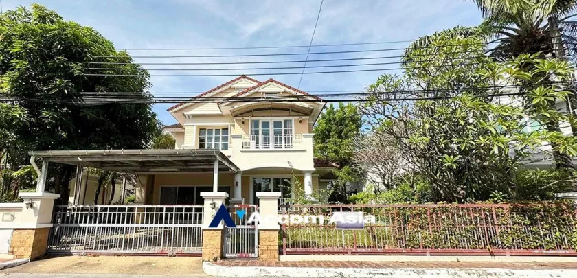  2  3 br House for rent and sale in Pattanakarn ,Bangkok BTS Bang Chak at Nantawan Village Onnuch AA33303
