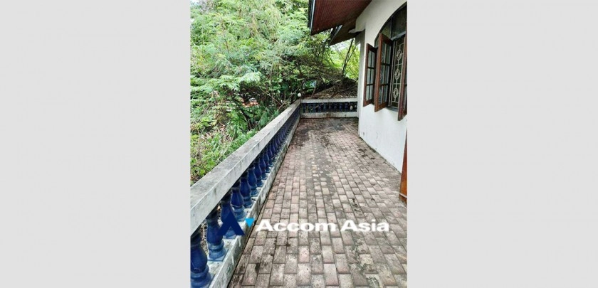 11  3 br House for rent and sale in Sukhumvit ,Bangkok BTS Punnawithi AA33310