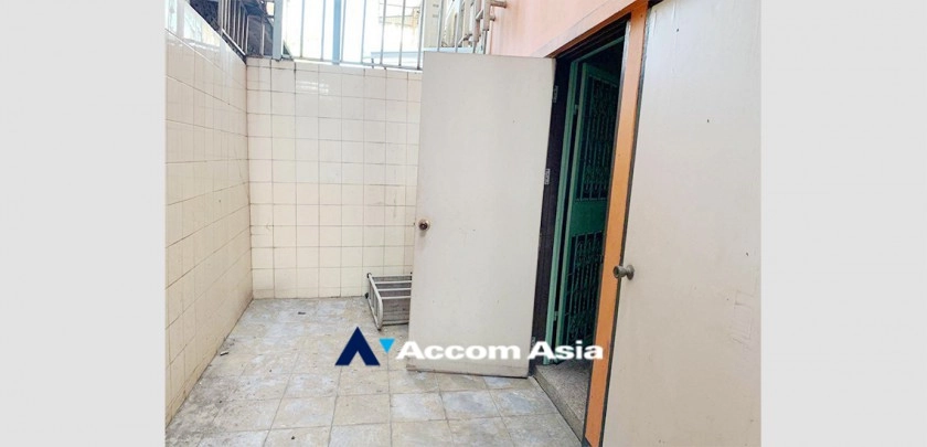 6  4 br Townhouse For Sale in Sukhumvit ,Bangkok BTS Phra khanong at Regent 71 AA33313