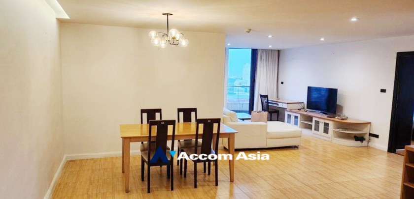 unit 3 Bedrooms  Condominium For Rent in Sukhumvit, Bangkok  near BTS Phrom Phong (AA33315)