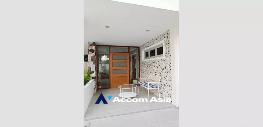 22  3 br House For Rent in phaholyothin ,Bangkok BTS Victory Monument AA33319