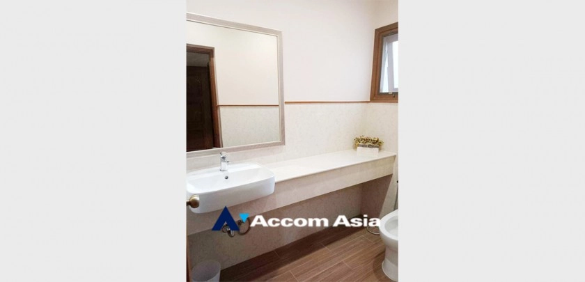 22  3 br House For Rent in New Phetchaburi ,Bangkok BTS Victory Monument AA33319