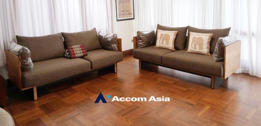 7  3 br House For Rent in New Phetchaburi ,Bangkok BTS Victory Monument AA33319