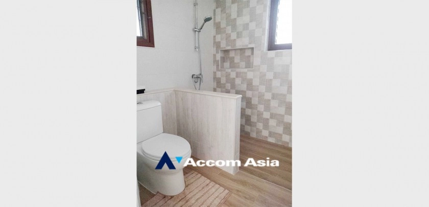 23  3 br House For Rent in New Phetchaburi ,Bangkok BTS Victory Monument AA33319