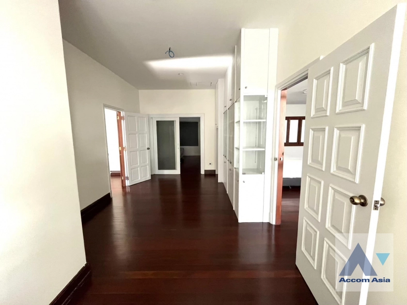 18  3 br House For Rent in New Phetchaburi ,Bangkok BTS Victory Monument AA33319