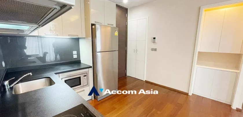 unit 1 Bedroom  Condominium For Sale in Sukhumvit, Bangkok  near BTS Thong Lo (AA33324)