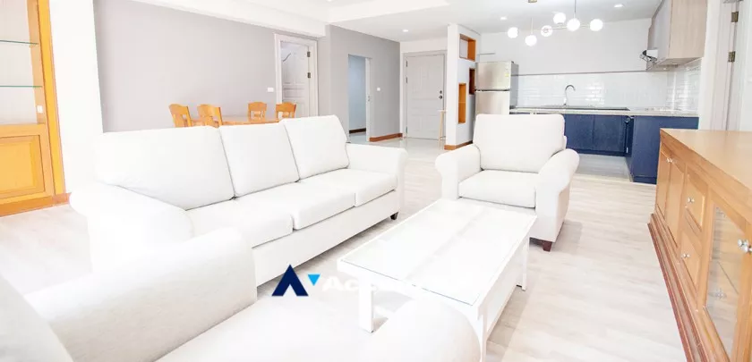 4  2 br Apartment For Rent in Ploenchit ,Bangkok BTS Ploenchit at Classic Elegance Residence AA33331