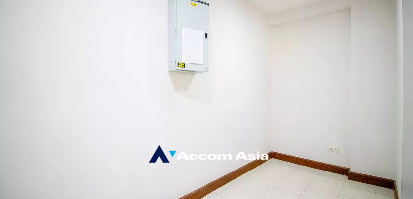 21  2 br Apartment for rent and sale in Ploenchit ,Bangkok BTS Ploenchit at Classic Elegance Residence AA33331