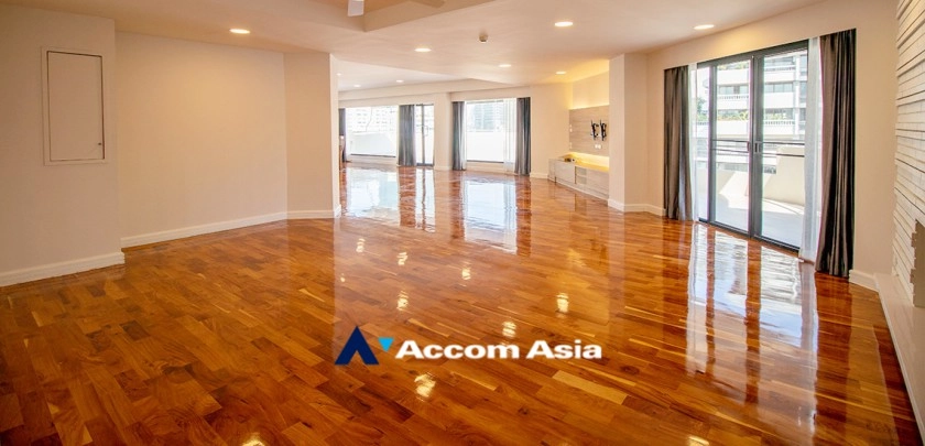 unitHuge Terrace, Penthouse, Pet friendly |  3 Bedrooms  Apartment For Rent in Sukhumvit, Bangkok  near BTS Asok - MRT Sukhumvit (AA33332)
