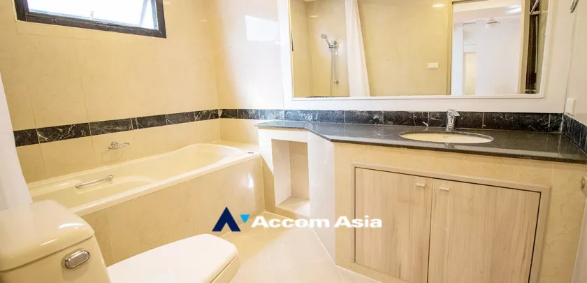 33  3 br Apartment For Rent in Sukhumvit ,Bangkok BTS Asok - MRT Sukhumvit at Charming panoramic views AA33332