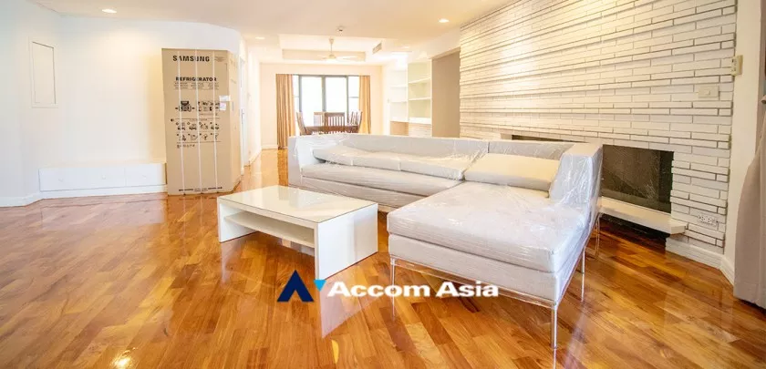 unitPet friendly |  3 Bedrooms  Apartment For Rent in Sukhumvit, Bangkok  near BTS Asok - MRT Sukhumvit (AA33333)