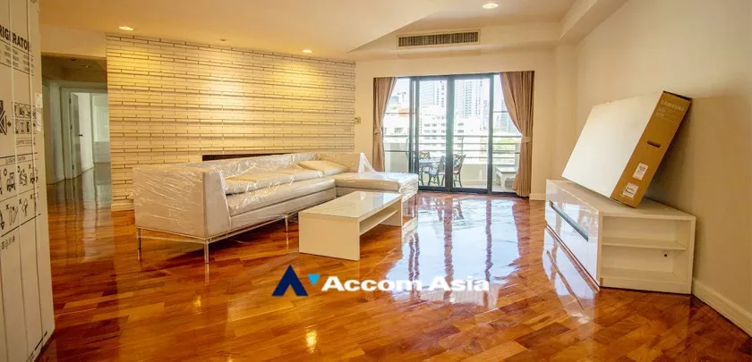 unitPet friendly |  3 Bedrooms  Apartment For Rent in Sukhumvit, Bangkok  near BTS Asok - MRT Sukhumvit (AA33333)