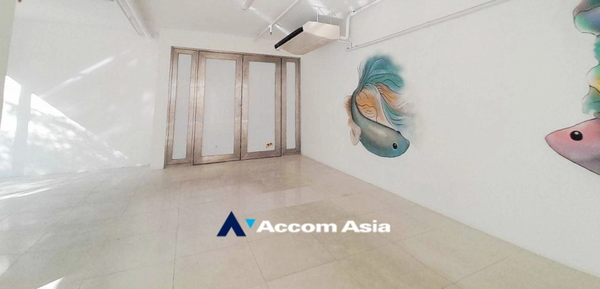 unitPet friendly | Prime Mansion 4