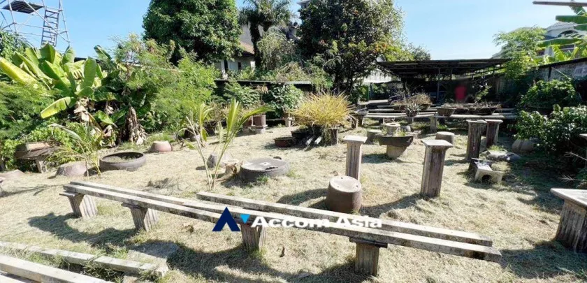 4  Land For Sale in Pattanakarn ,Bangkok BTS On Nut AA33356