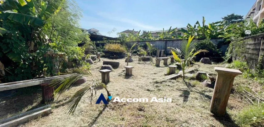5  Land For Sale in Pattanakarn ,Bangkok BTS On Nut AA33356