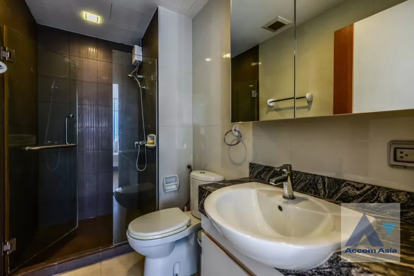 9  2 br Condominium For Sale in Silom ,Bangkok BTS Sala Daeng - MRT Sam Yan at Vertiq Rama 4 Siam AA33359