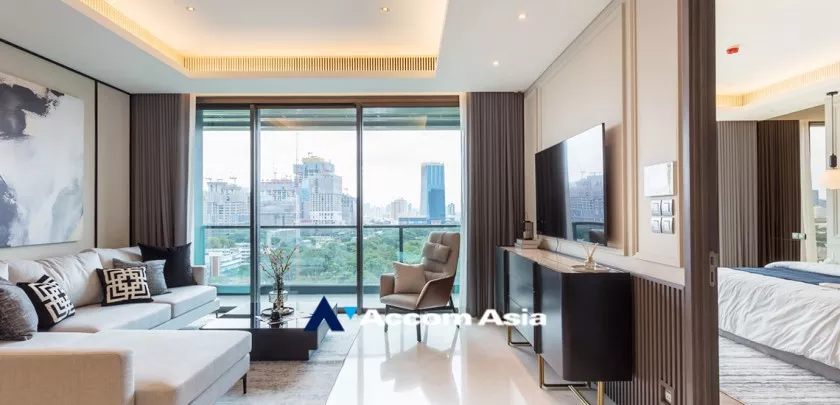  1 Bedroom  Condominium For Rent & Sale in Ploenchit, Bangkok  near BTS Ploenchit (AA33372)
