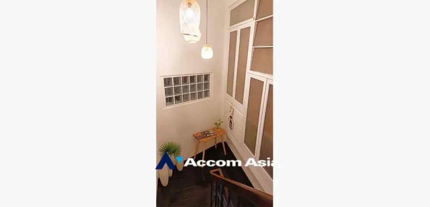 9  2 br House For Rent in phaholyothin ,Bangkok BTS Chitlom AA33388