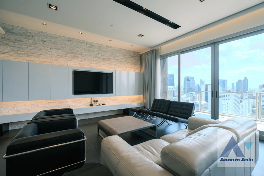 5  3 br Condominium for rent and sale in Ploenchit ,Bangkok BTS Ratchadamri - MRT Silom at 185 Rajadamri AA33394