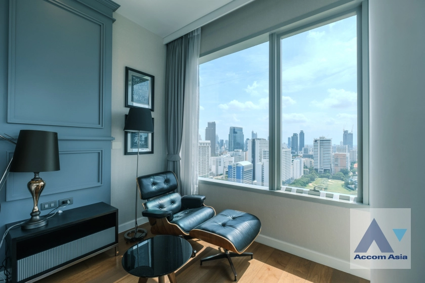 21  3 br Condominium for rent and sale in Ploenchit ,Bangkok BTS Ratchadamri - MRT Silom at 185 Rajadamri AA33394