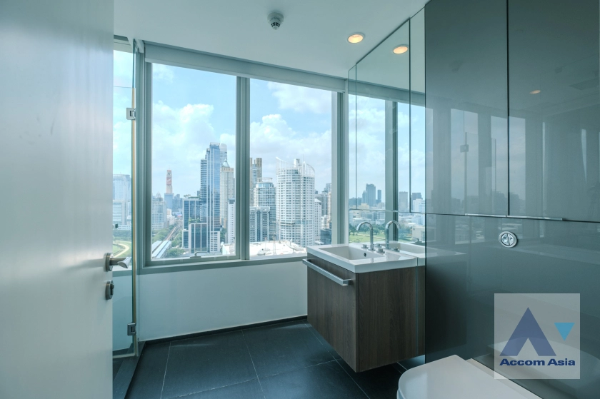 24  3 br Condominium for rent and sale in Ploenchit ,Bangkok BTS Ratchadamri - MRT Silom at 185 Rajadamri AA33394