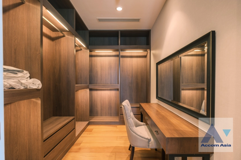 23  3 br Condominium for rent and sale in Ploenchit ,Bangkok BTS Ratchadamri - MRT Silom at 185 Rajadamri AA33394