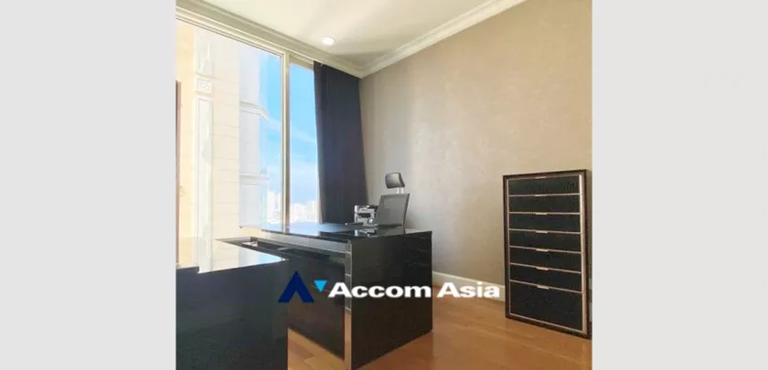 6  4 br Condominium For Rent in Sukhumvit ,Bangkok BTS Phrom Phong at Royce Private Residences AA33399