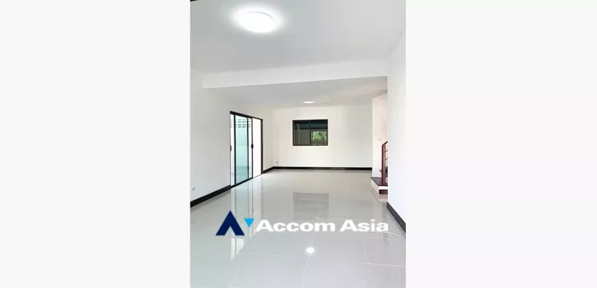  1  4 br House for rent and sale in Dusit ,Bangkok  AA33401