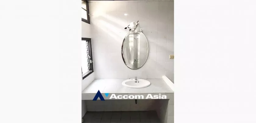 14  4 br House for rent and sale in Dusit ,Bangkok  AA33401