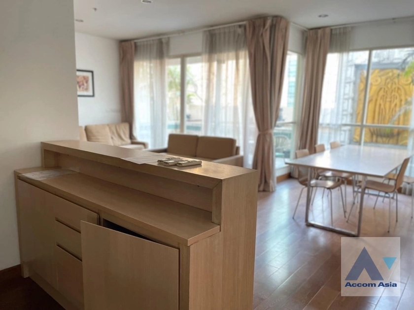 unit 3 Bedrooms  Condominium For Rent & Sale in Ploenchit, Bangkok  near BTS Chitlom (AA33404)