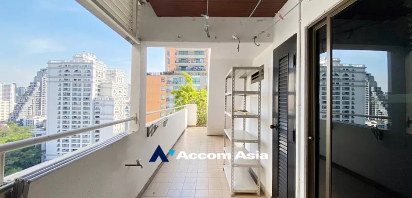21  3 br Apartment For Rent in Sukhumvit ,Bangkok BTS Phrom Phong at Greenery garden and privacy AA33410