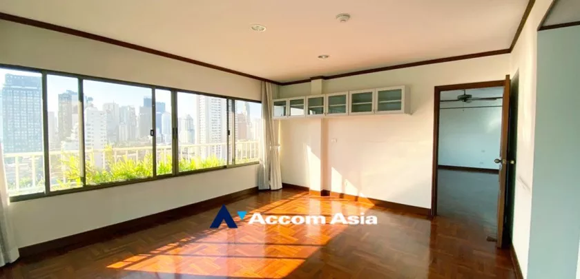 14  3 br Apartment For Rent in Sukhumvit ,Bangkok BTS Phrom Phong at Greenery garden and privacy AA33410