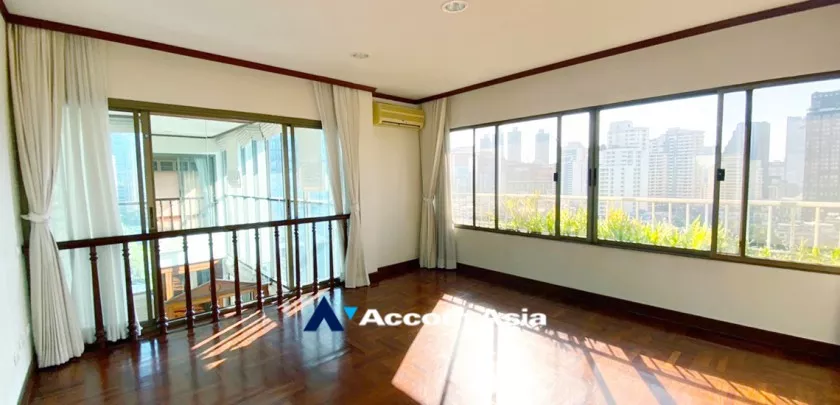 8  3 br Apartment For Rent in Sukhumvit ,Bangkok BTS Phrom Phong at Greenery garden and privacy AA33410