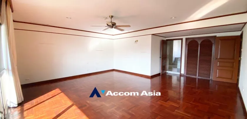 12  3 br Apartment For Rent in Sukhumvit ,Bangkok BTS Phrom Phong at Greenery garden and privacy AA33410