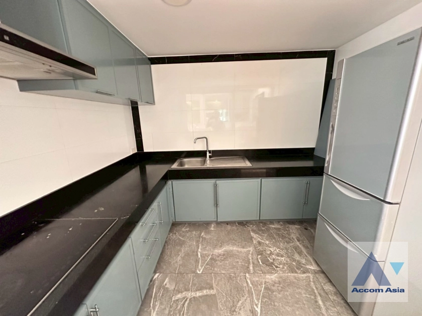 11  3 br House for rent and sale in Sukhumvit ,Bangkok BTS Phrom Phong AA33415