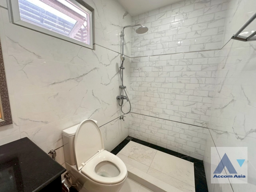 30  3 br House for rent and sale in Sukhumvit ,Bangkok BTS Phrom Phong AA33415