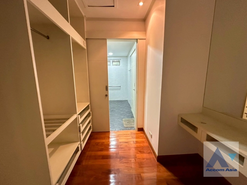 27  3 br House for rent and sale in Sukhumvit ,Bangkok BTS Phrom Phong AA33415